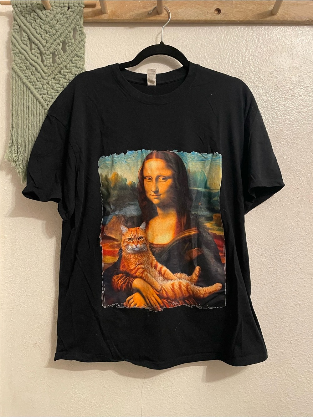 Black Graphic Tee with Mona Lisa Holding Orange Cat